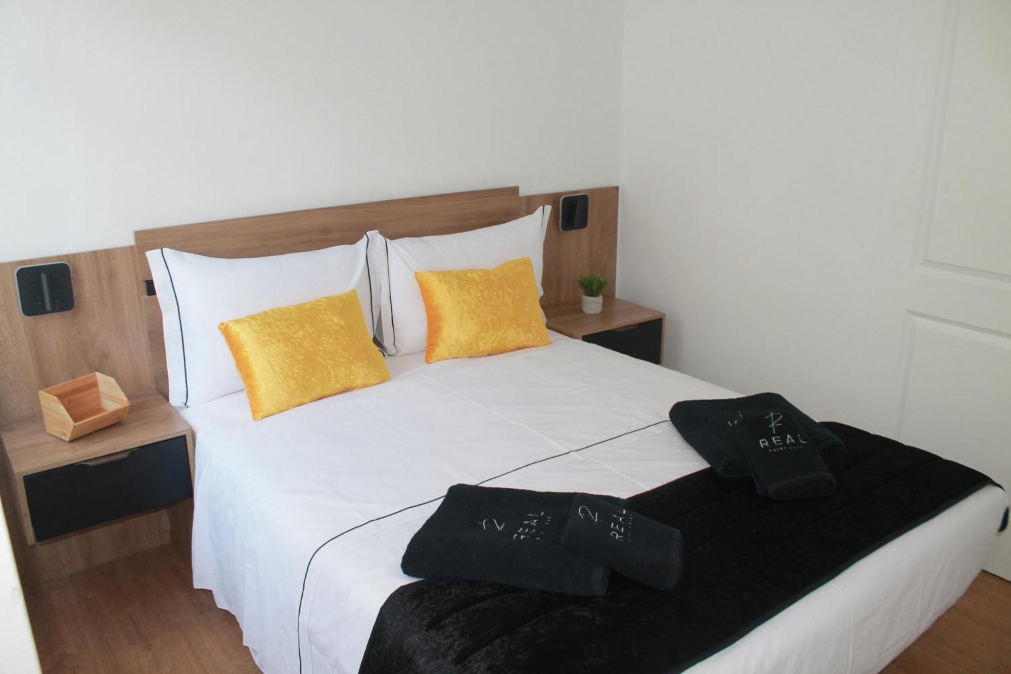 Real Guest House Costa da Caparica Exterior photo